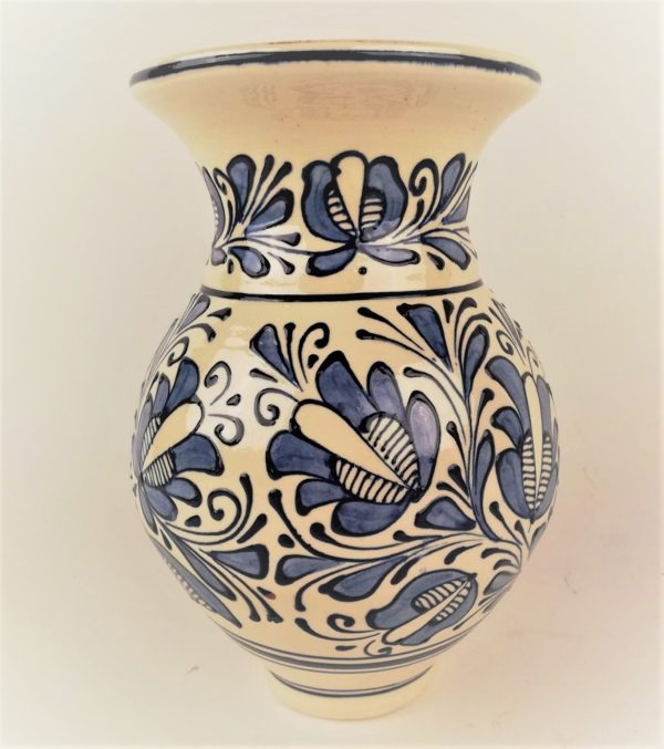Vaza ceramica albastra de Corund 20 cm