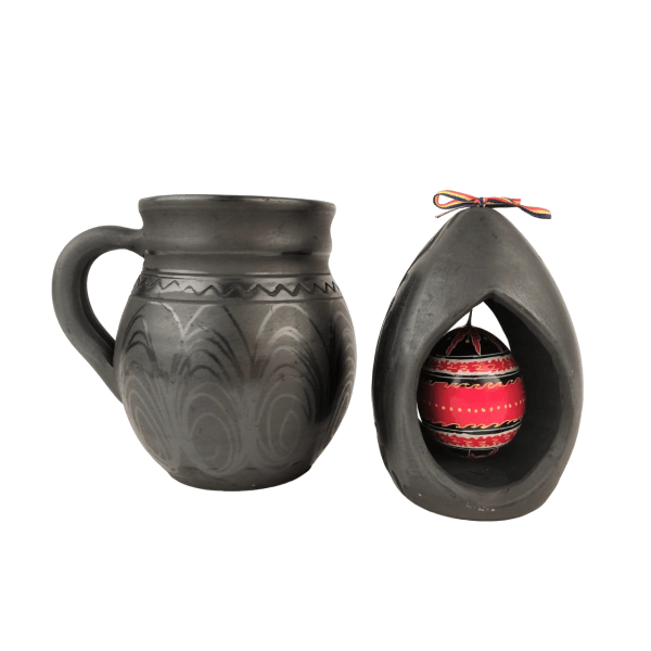 Pachet cadou ceramică neagră de Marginea - suport cu ou natural si cana