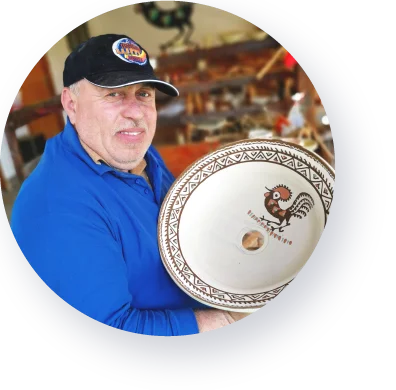 Pachet suveniruri cu miniatura carafa, doua canute ceramica Bledea si sticluta artizanala cu liliac Palinca Celar 50 ml Pachet suveniruri cu miniatura carafa, doua canute ceramica Bledea si sticluta artizanala cu liliac Palinca Celar 50 ml