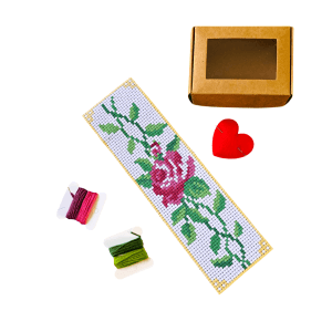 Kit de cusut - semn de carte pe etamina - diverse modele trandafiri