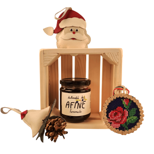 CADOU CU PRODUSE TRADIȚIONALE - LADITA CU SURPRIZE (CAD552)