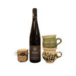 Pachet cadou cu vin rosu Briant, doua cani din ceramica de Corund si condiment pentru vin fiert (cod CAD558)