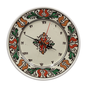 Ceas din ceramica colorata de Corund pictat manual cu motiv traditional, diametru 25 cm - modele unicat Ceas din ceramica colorata de Corund pictat manual cu motiv traditional, diametru 25 cm - modele unicat